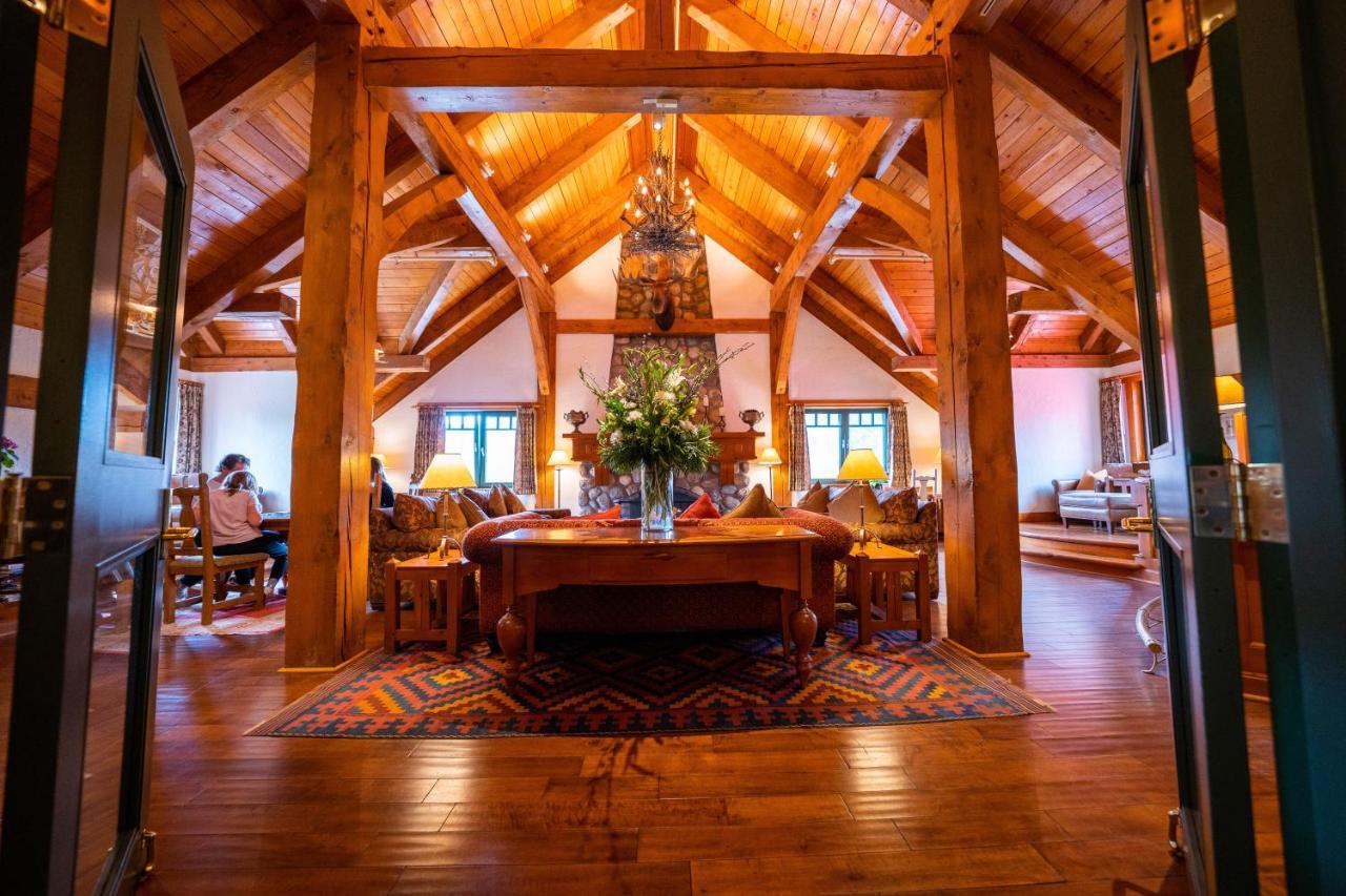 Post Hotel & Spa Lake Louise Ngoại thất bức ảnh